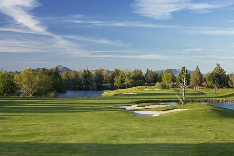 Tiny photo for 11137 Desert Sky Loop, Redmond, OR 97756 (MLS # 220217027)