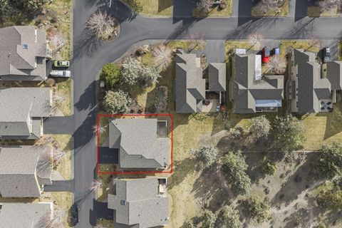 Tiny photo for 11137 Desert Sky Loop, Redmond, OR 97756 (MLS # 220217027)