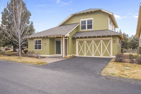 Tiny photo for 11137 Desert Sky Loop, Redmond, OR 97756 (MLS # 220217027)