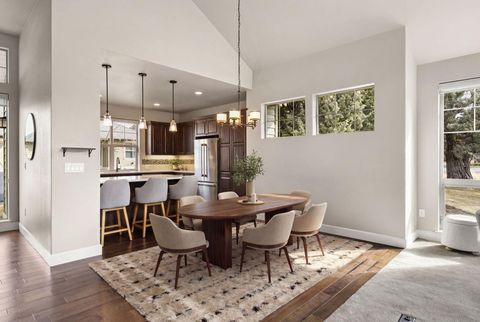 Tiny photo for 11137 Desert Sky Loop, Redmond, OR 97756 (MLS # 220217027)