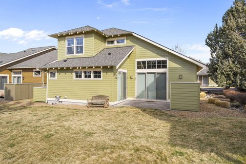 Tiny photo for 11137 Desert Sky Loop, Redmond, OR 97756 (MLS # 220217027)