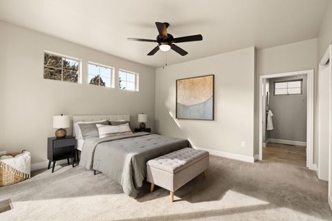 Tiny photo for 11137 Desert Sky Loop, Redmond, OR 97756 (MLS # 220217027)