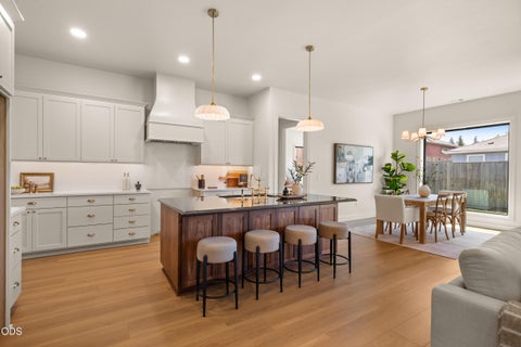 Tiny photo for 3057 Umpqua Drive, Medford, OR 97504 (MLS # 220224779)