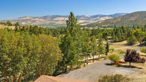 Tiny photo for 174 Hummingbird Lane, Talent, OR 97540 (MLS # 220225116)
