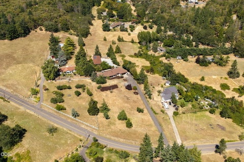 Tiny photo for 174 Hummingbird Lane, Talent, OR 97540 (MLS # 220225116)