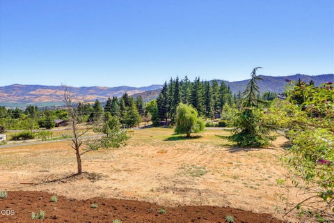 Tiny photo for 174 Hummingbird Lane, Talent, OR 97540 (MLS # 220225116)