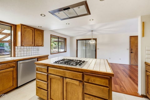 Tiny photo for 174 Hummingbird Lane, Talent, OR 97540 (MLS # 220225116)