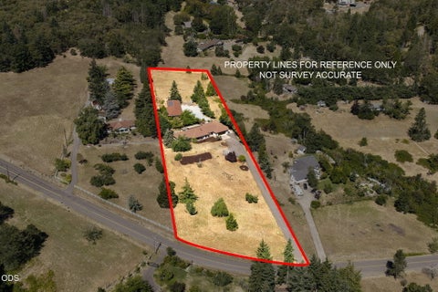 Tiny photo for 174 Hummingbird Lane, Talent, OR 97540 (MLS # 220225116)