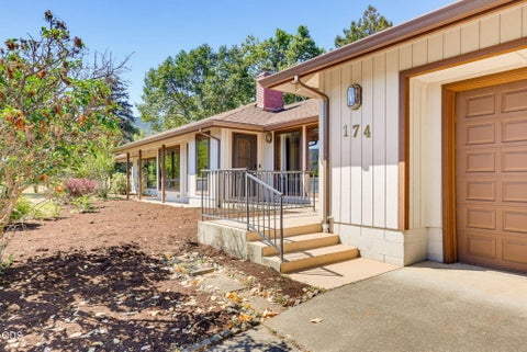 Tiny photo for 174 Hummingbird Lane, Talent, OR 97540 (MLS # 220225116)