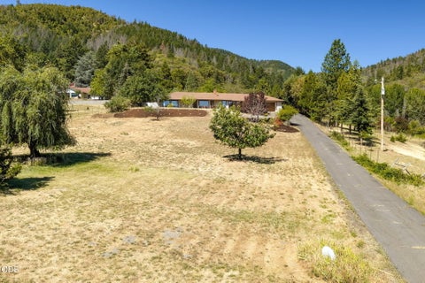 Tiny photo for 174 Hummingbird Lane, Talent, OR 97540 (MLS # 220225116)