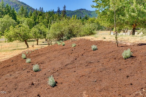 Tiny photo for 174 Hummingbird Lane, Talent, OR 97540 (MLS # 220225116)