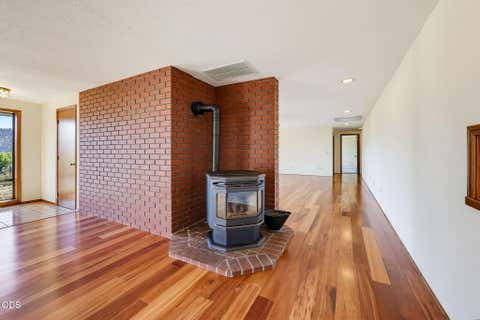 Tiny photo for 174 Hummingbird Lane, Talent, OR 97540 (MLS # 220225116)