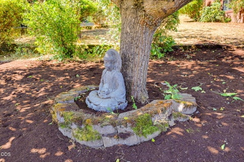 Tiny photo for 174 Hummingbird Lane, Talent, OR 97540 (MLS # 220225116)