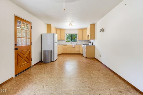Tiny photo for 174 Hummingbird Lane, Talent, OR 97540 (MLS # 220225116)