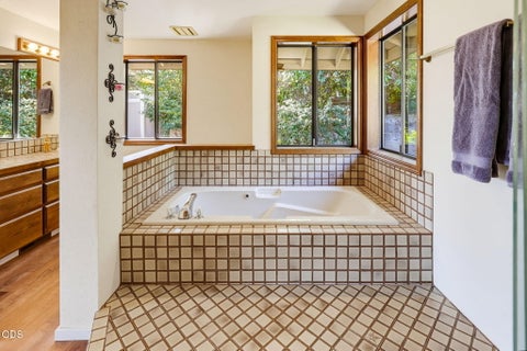 Tiny photo for 174 Hummingbird Lane, Talent, OR 97540 (MLS # 220225116)