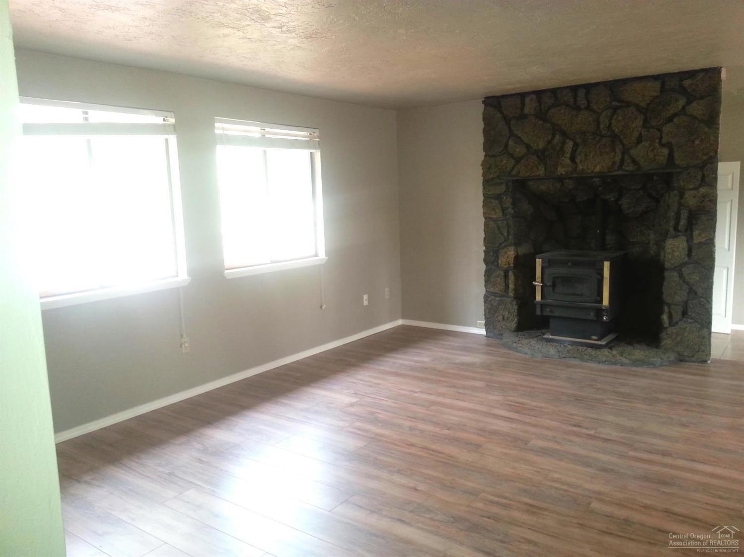 Hunters Circle - Residential