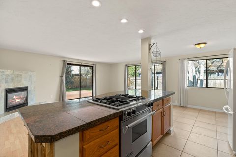 Tiny photo for 2843 NE Lotno Drive, Bend, OR 97701 (MLS # 220212020)