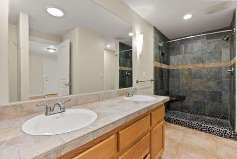 Tiny photo for 2843 NE Lotno Drive, Bend, OR 97701 (MLS # 220212020)