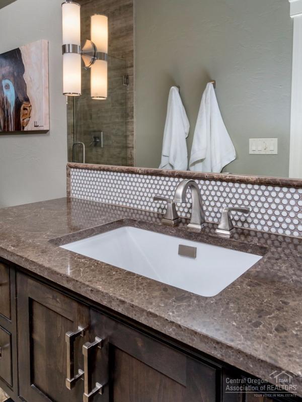 Broken Top - Residential