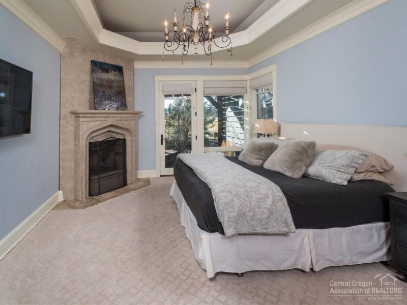 Broken Top - Residential