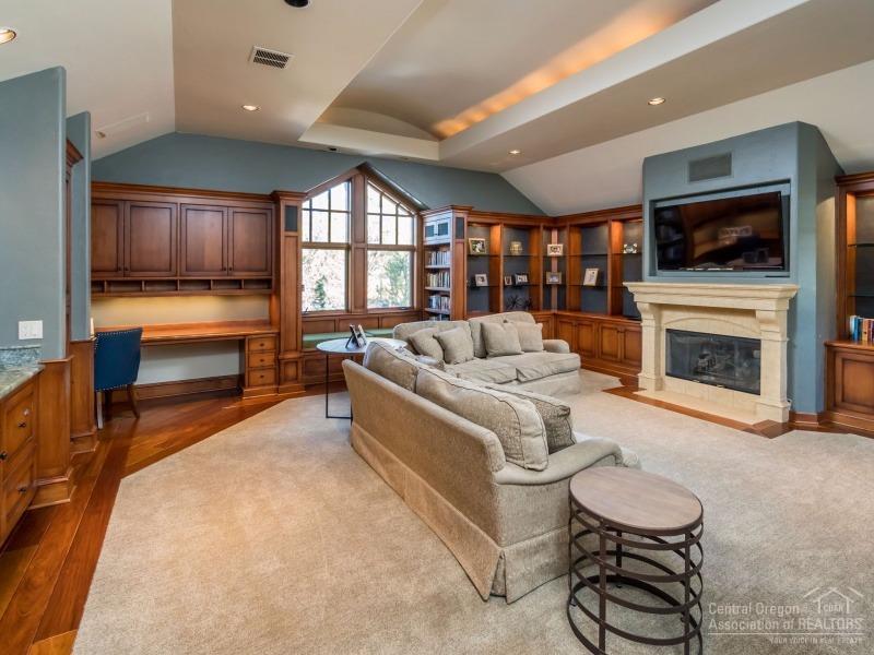 Broken Top - Residential