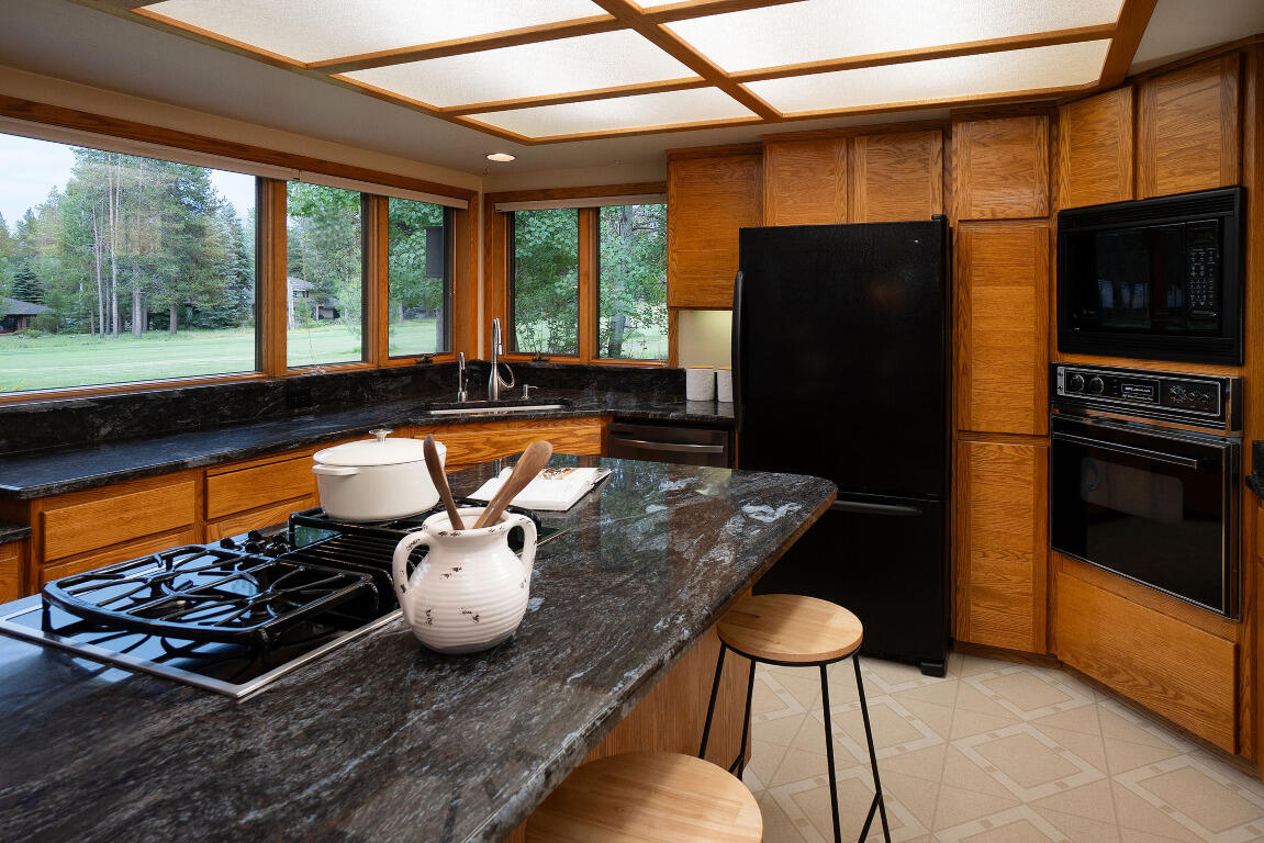 Fairway Crest Village - Residential