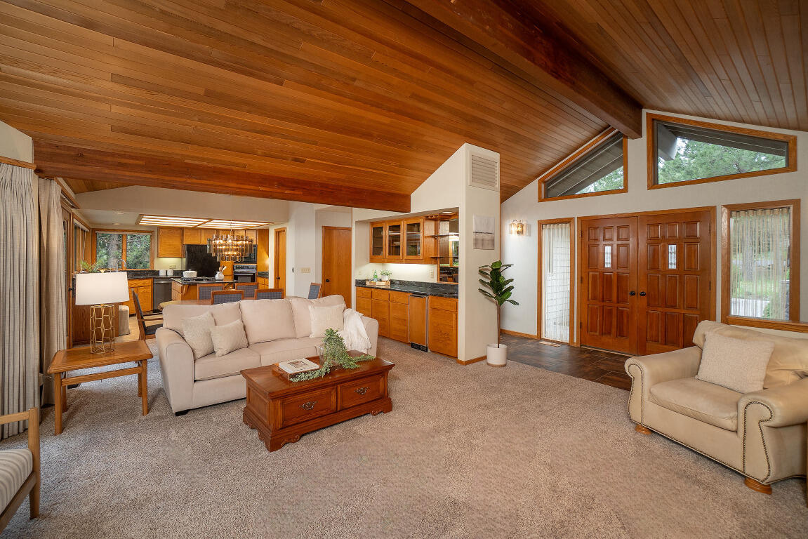 Fairway Crest Village - Residential