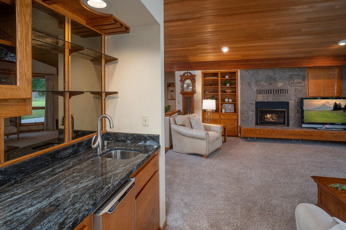 Fairway Crest Village - Residential