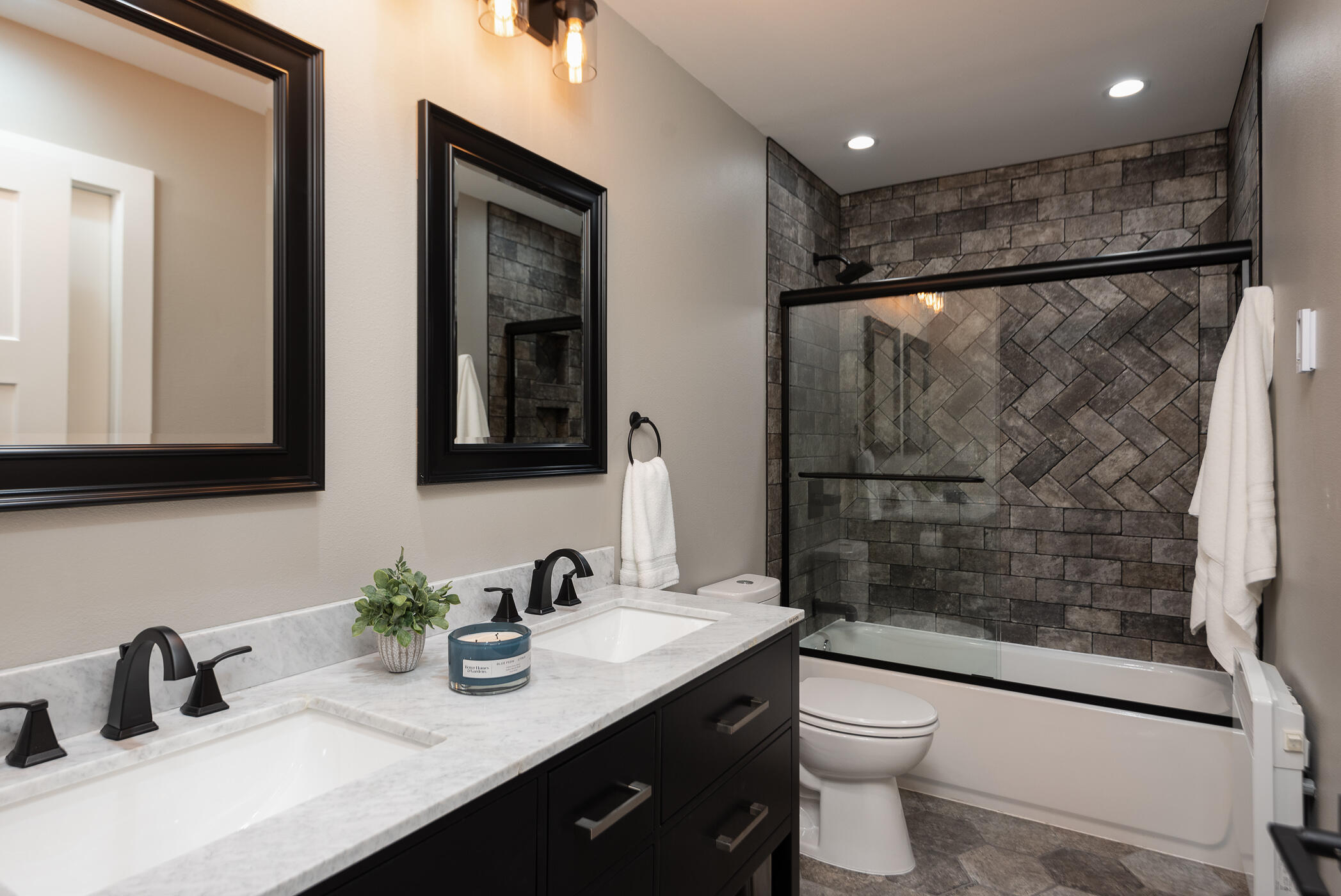 Drrh Trs - Residential