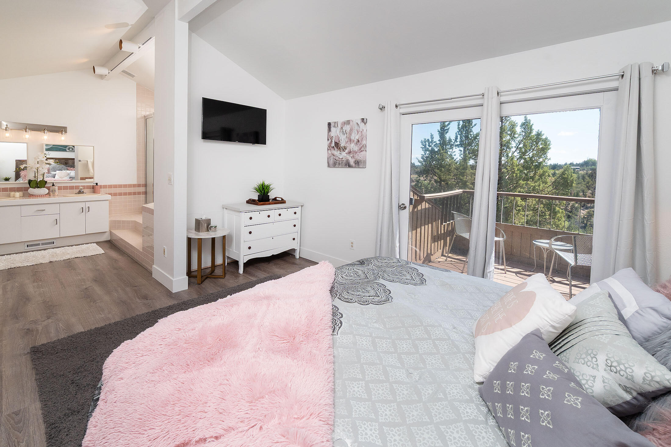 Eagle Crest - Residential