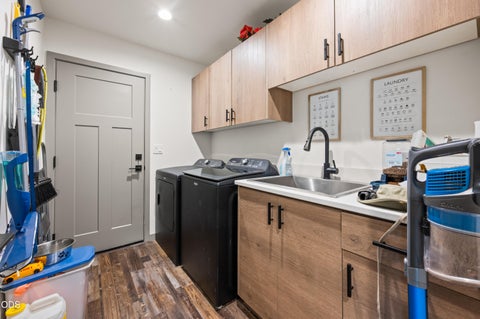 Tiny photo for 16213 5th Street, La Pine, OR 97739 (MLS # 220227428)
