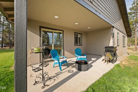 Tiny photo for 16213 5th Street, La Pine, OR 97739 (MLS # 220227428)