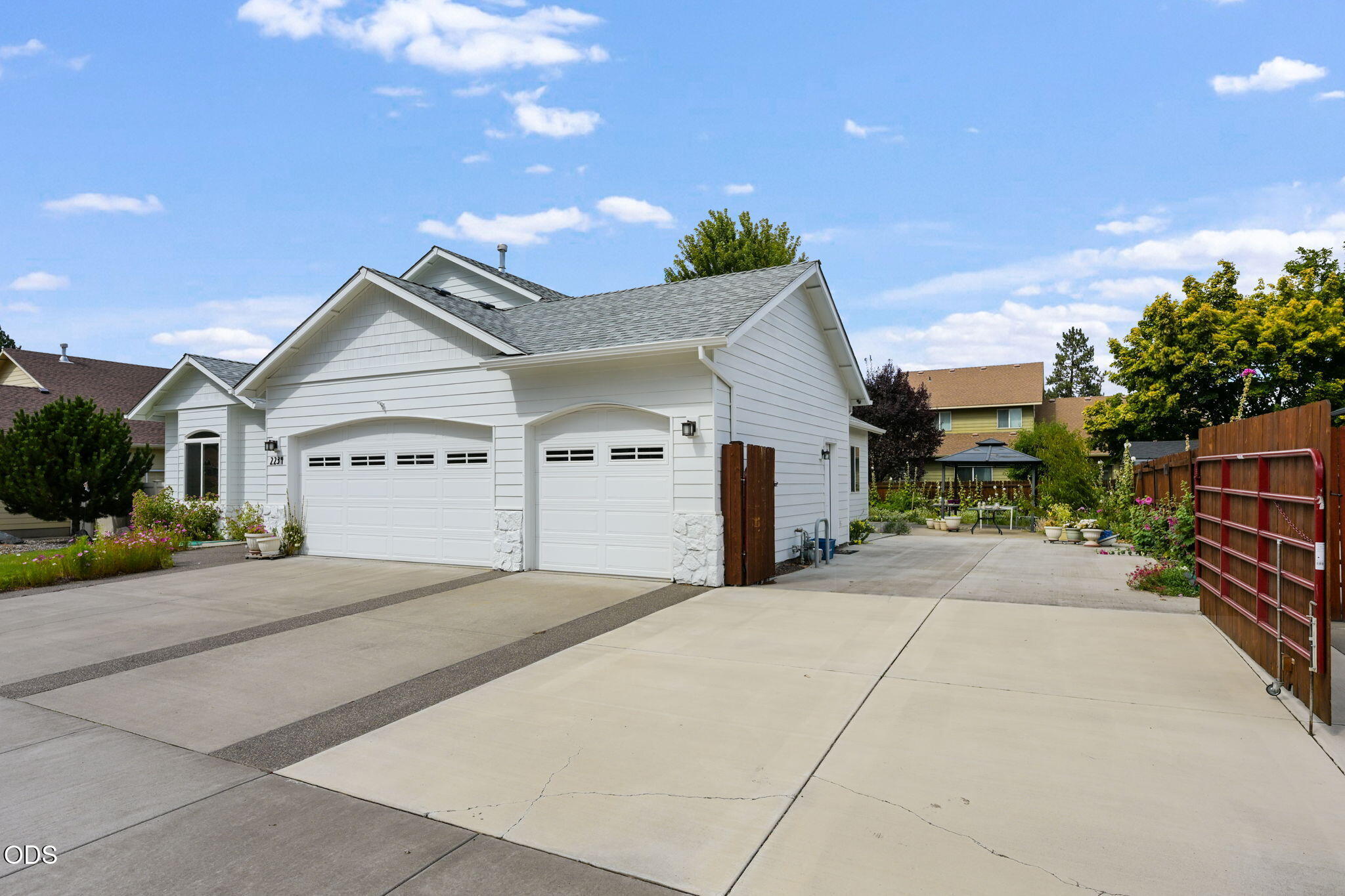 2234 SE Pilatus Lane