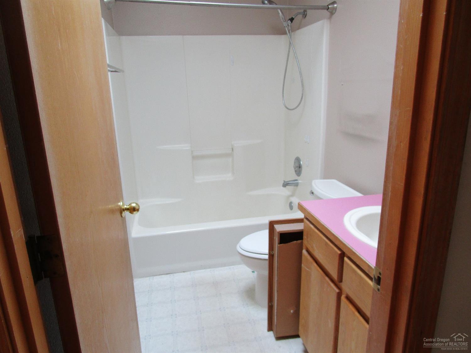 Meadowbrook Estate - Residential