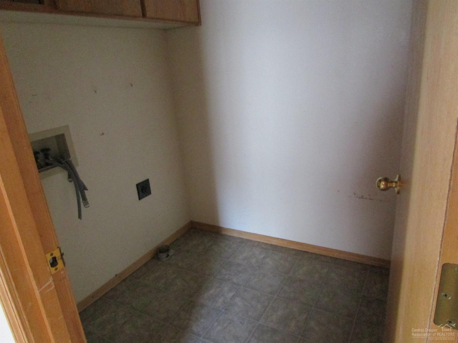 Meadowbrook Estate - Residential