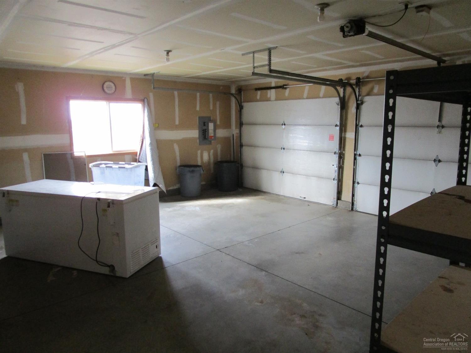 Meadowbrook Estate - Residential