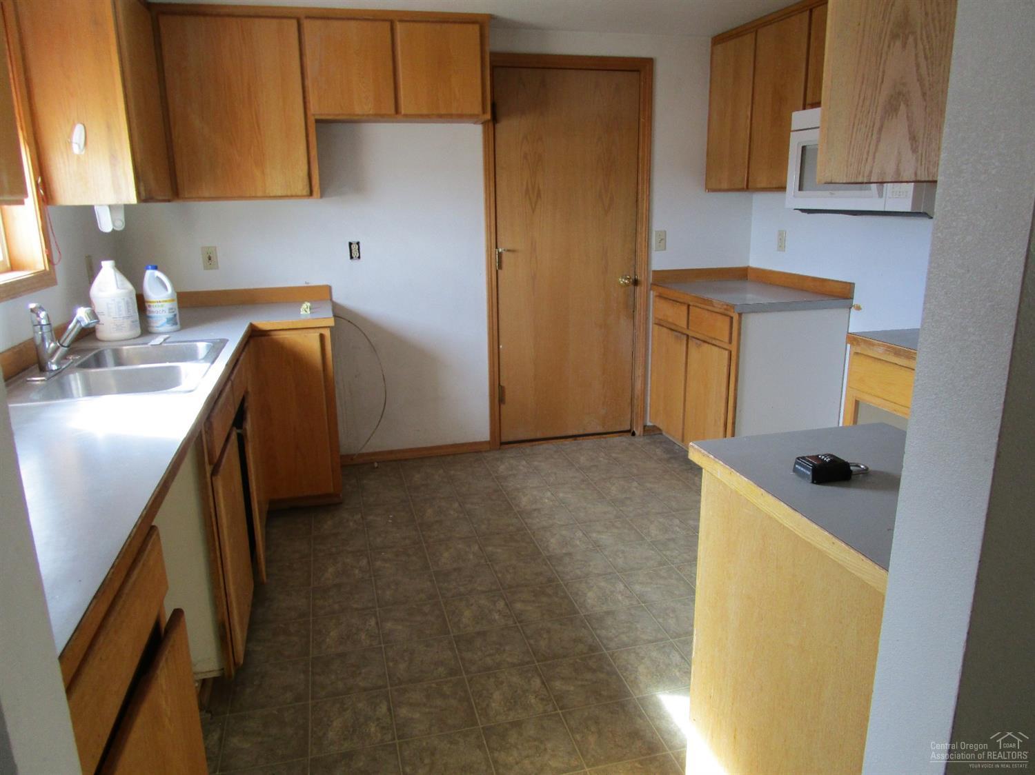 Meadowbrook Estate - Residential