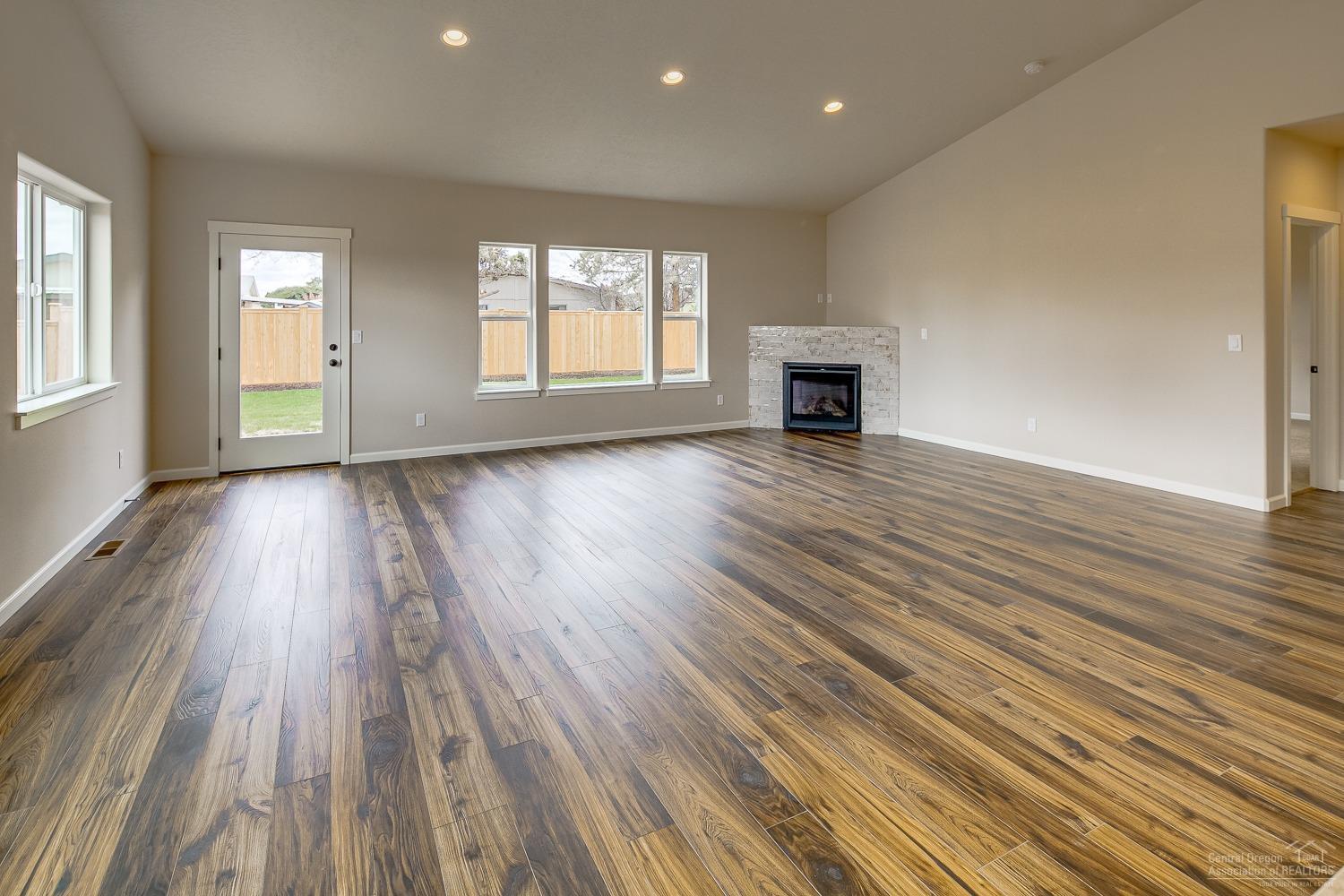 Canyon Rim Village - Residential