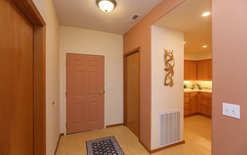 Tiny photo for 967 Golden Aspen Place, Ashland, OR 97520 (MLS # 220212796)