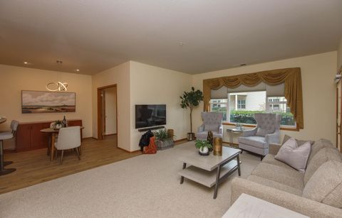 Tiny photo for 967 Golden Aspen Place, Ashland, OR 97520 (MLS # 220212796)