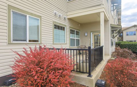 Tiny photo for 967 Golden Aspen Place, Ashland, OR 97520 (MLS # 220212796)