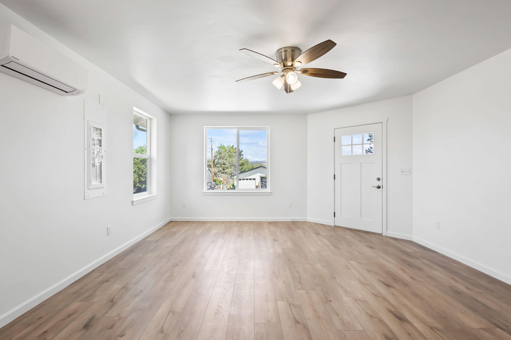 Railroad - Residential