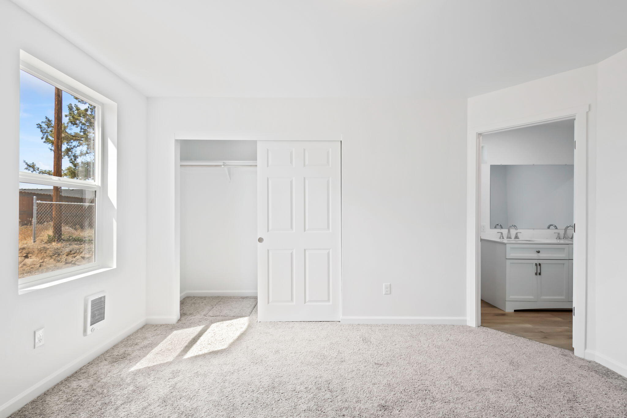 Railroad - Residential