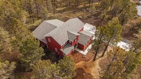 Tiny photo for 1217 Vine Maple Drive, Klamath Falls, OR 97601 (MLS # 220215648)