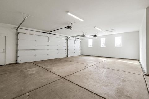 Tiny photo for 1217 Vine Maple Drive, Klamath Falls, OR 97601 (MLS # 220215648)