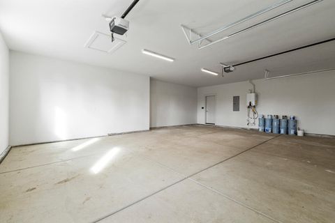 Tiny photo for 1217 Vine Maple Drive, Klamath Falls, OR 97601 (MLS # 220215648)