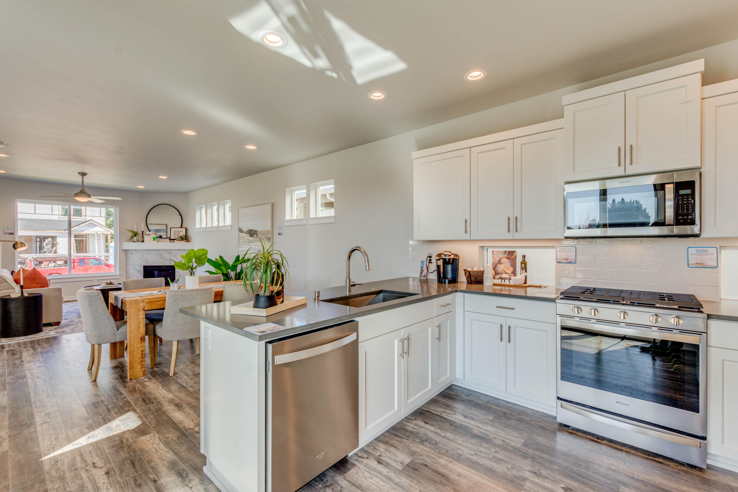 Skyline West - Residential