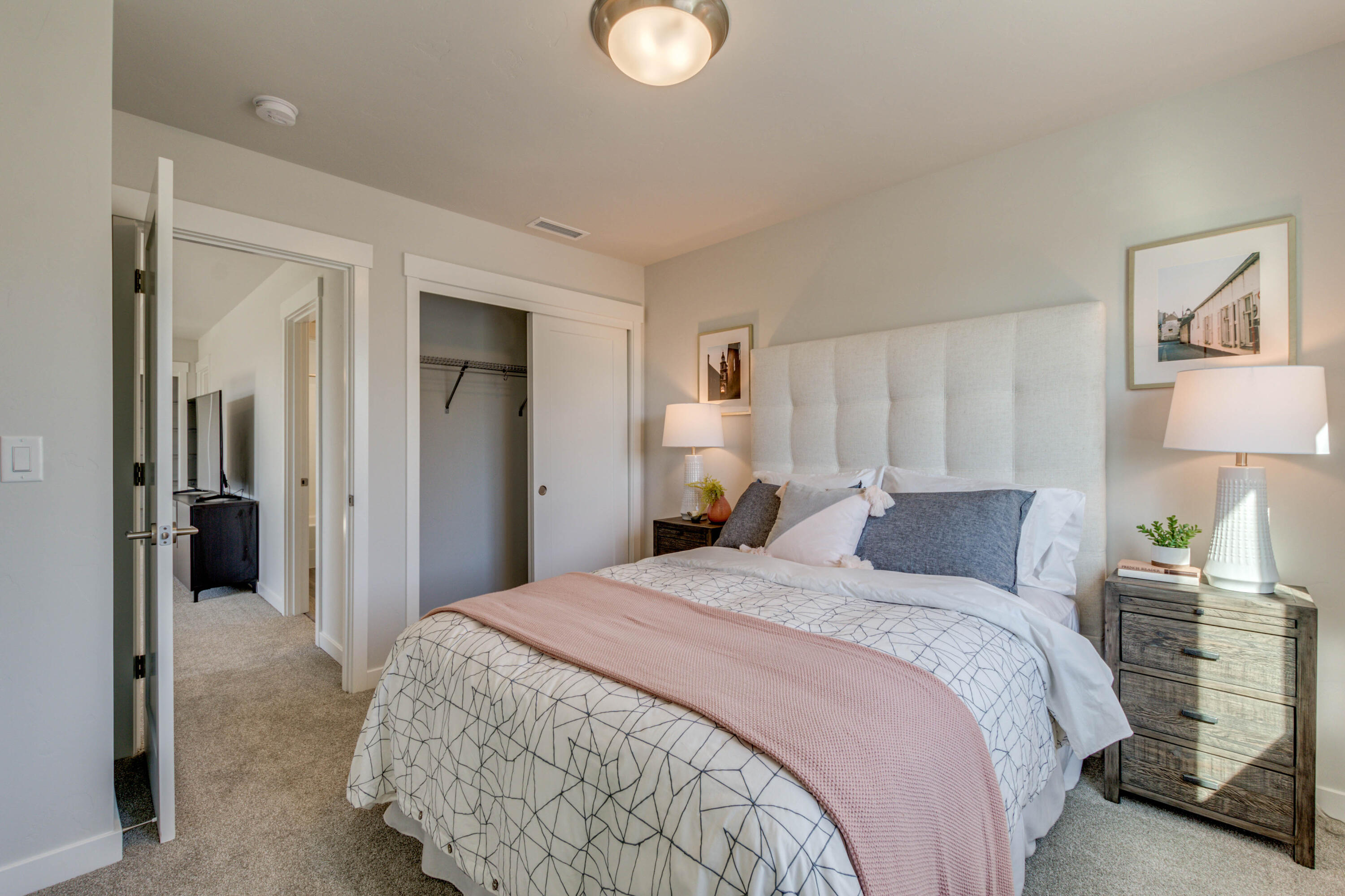 Skyline West - Residential