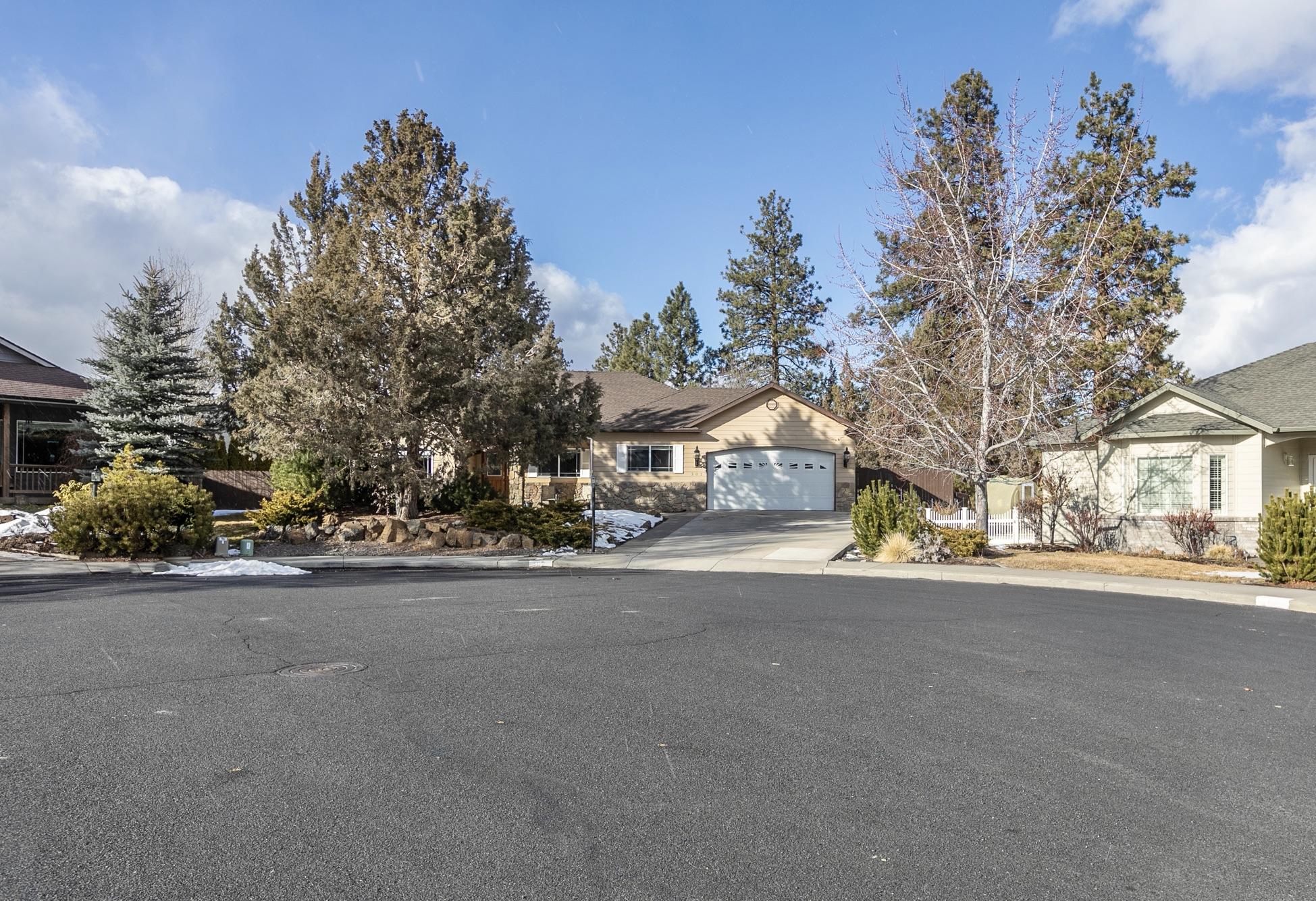 Hollow Pine Estate - Residential