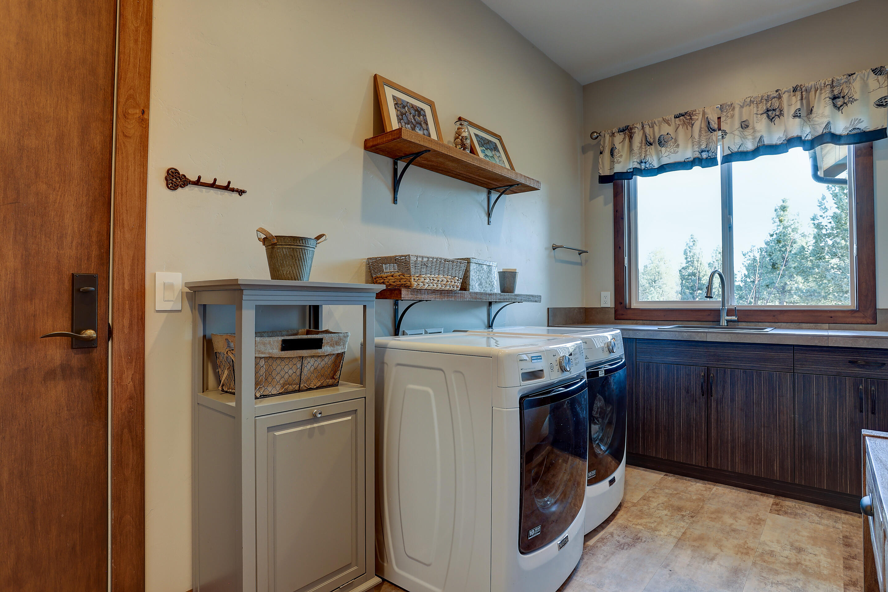 Pacific Cascade Hts - Residential